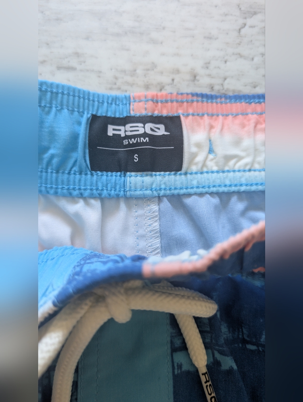 RSQ Men’s Blue & Coral Swim Shorts - Picture 3 of 6